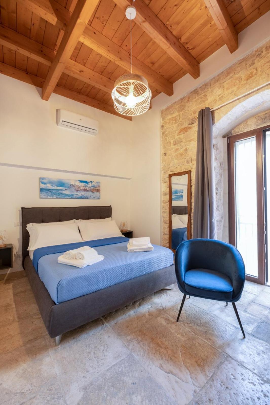 Palazzo Rizzi Dimora Dei Templari Hotel Bitetto Buitenkant foto