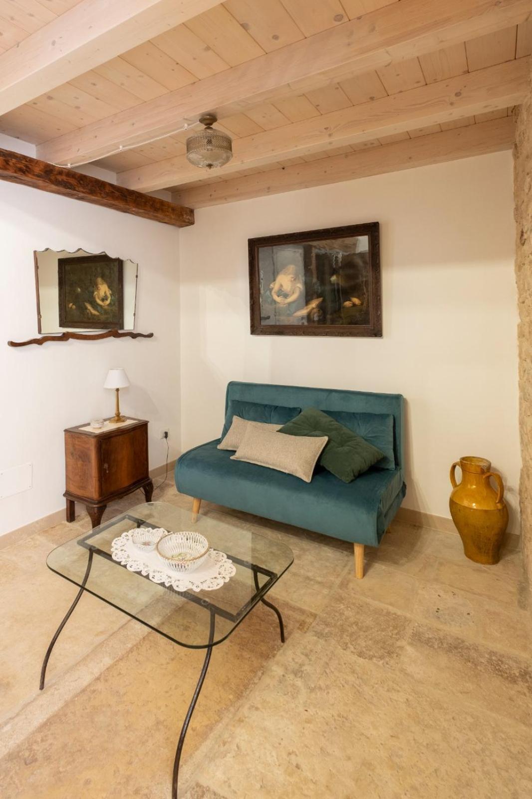 Palazzo Rizzi Dimora Dei Templari Hotel Bitetto Buitenkant foto