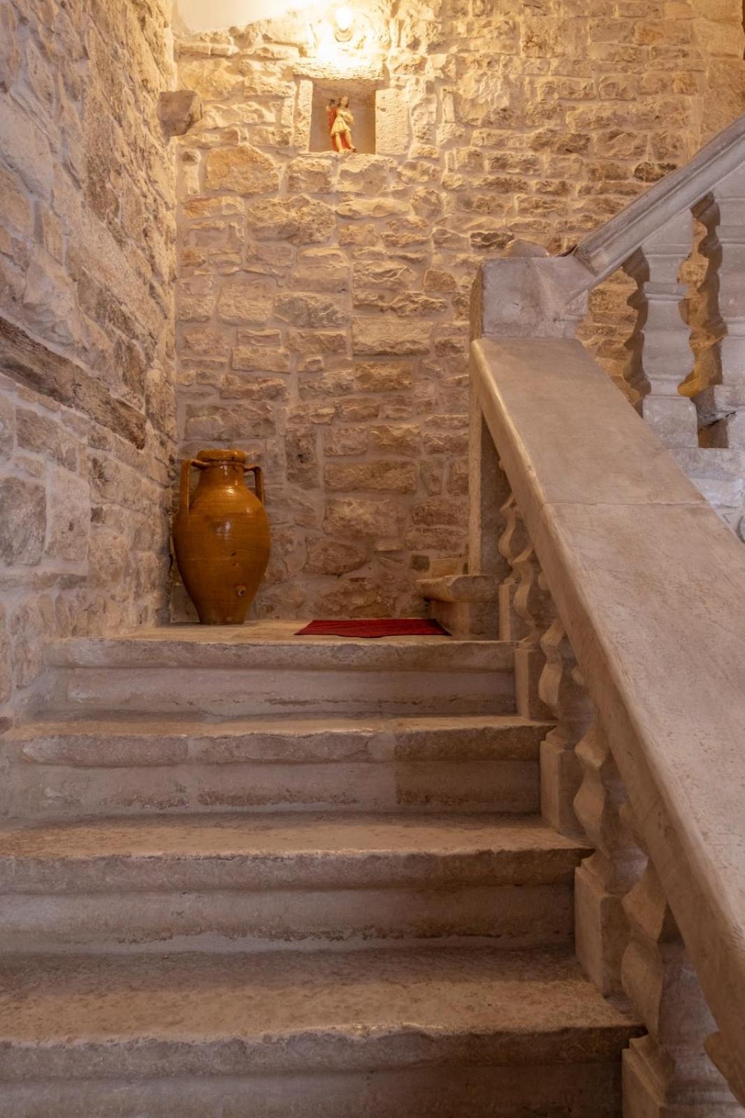 Palazzo Rizzi Dimora Dei Templari Hotel Bitetto Buitenkant foto